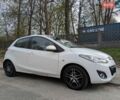 Білий Мазда 2, об'ємом двигуна 1.5 л та пробігом 194 тис. км за 8700 $, фото 4 на Automoto.ua