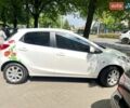 Белый Мазда 2, объемом двигателя 1.5 л и пробегом 73 тыс. км за 7500 $, фото 1 на Automoto.ua