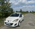 Белый Мазда 2, объемом двигателя 1.5 л и пробегом 160 тыс. км за 4976 $, фото 1 на Automoto.ua