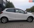 Білий Мазда 2, об'ємом двигуна 1.5 л та пробігом 151 тис. км за 8700 $, фото 3 на Automoto.ua