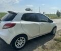 Белый Мазда 2, объемом двигателя 1.5 л и пробегом 160 тыс. км за 4976 $, фото 4 на Automoto.ua