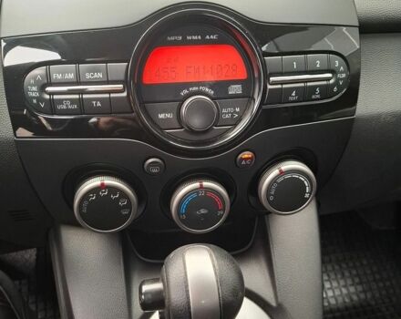 Білий Мазда 2, об'ємом двигуна 1.5 л та пробігом 151 тис. км за 8700 $, фото 18 на Automoto.ua