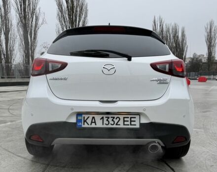 Белый Мазда 2, объемом двигателя 1.5 л и пробегом 75 тыс. км за 273 $, фото 6 на Automoto.ua