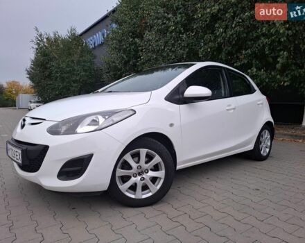Білий Мазда 2, об'ємом двигуна 1.5 л та пробігом 151 тис. км за 8700 $, фото 1 на Automoto.ua