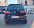 Чорний Мазда 2, об'ємом двигуна 1.4 л та пробігом 260 тис. км за 1700 $, фото 4 на Automoto.ua