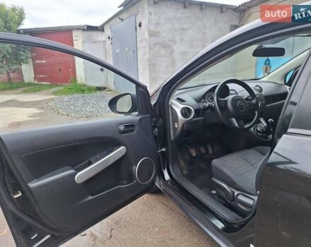Мазда 2 2007 в Староконстантинов на Automoto.ua Черный Мазда 2, объемом двигателя 1.35 л и пробегом 160 тыс. км за 4800 $, фото 7 на Automoto.ua
