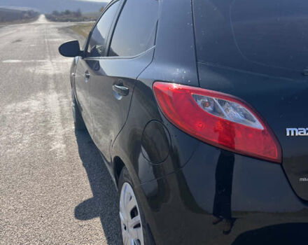 Черный Мазда 2, объемом двигателя 1.3 л и пробегом 250 тыс. км за 4200 $, фото 4 на Automoto.ua