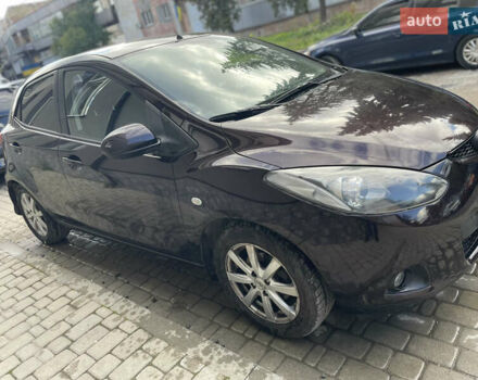 Черный Мазда 2, объемом двигателя 1.5 л и пробегом 145 тыс. км за 5750 $, фото 6 на Automoto.ua