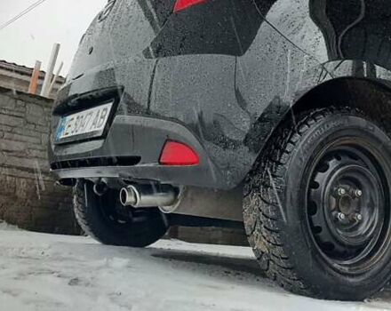 Черный Мазда 2, объемом двигателя 1.3 л и пробегом 212 тыс. км за 4800 $, фото 10 на Automoto.ua