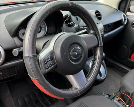 Красный Мазда 2, объемом двигателя 1.5 л и пробегом 208 тыс. км за 6200 $, фото 6 на Automoto.ua