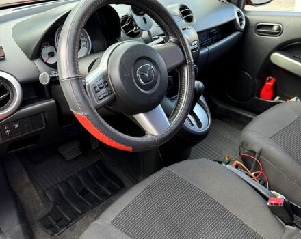 Мазда 2 2008 в Днепре (Днепропетровске) на Automoto.ua Красный Мазда 2, объемом двигателя 1.5 л и пробегом 208 тыс. км за 6000 $, фото 7 на Automoto.ua