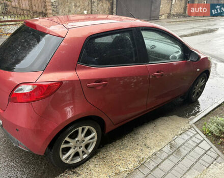 Красный Мазда 2, объемом двигателя 1.5 л и пробегом 109 тыс. км за 7100 $, фото 3 на Automoto.ua