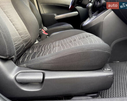 Червоний Мазда 2, об'ємом двигуна 1.5 л та пробігом 138 тис. км за 6800 $, фото 45 на Automoto.ua