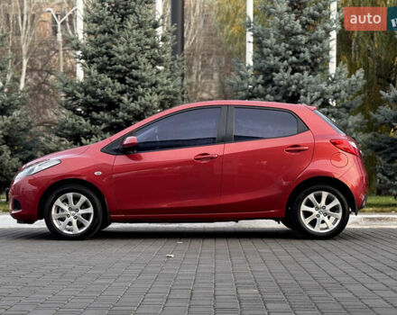 Червоний Мазда 2, об'ємом двигуна 1.5 л та пробігом 138 тис. км за 6800 $, фото 5 на Automoto.ua