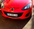 Красный Мазда 2, объемом двигателя 1.3 л и пробегом 130 тыс. км за 5700 $, фото 8 на Automoto.ua
