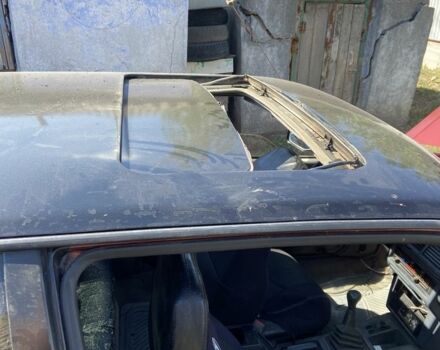 Красный Мазда 2, объемом двигателя 2 л и пробегом 310 тыс. км за 1119 $, фото 3 на Automoto.ua