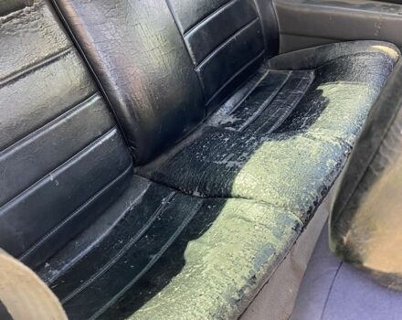 Красный Мазда 2, объемом двигателя 2 л и пробегом 310 тыс. км за 1119 $, фото 2 на Automoto.ua