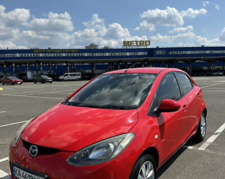 Красный Мазда 2, объемом двигателя 1.3 л и пробегом 164 тыс. км за 6800 $, фото 1 на Automoto.ua