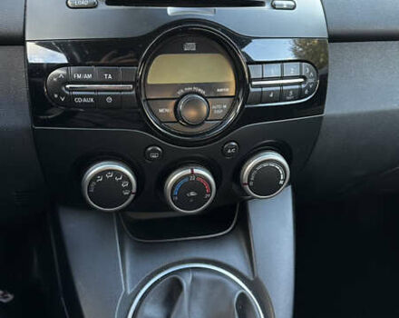 Мазда 2, объемом двигателя 1.35 л и пробегом 218 тыс. км за 5300 $, фото 11 на Automoto.ua