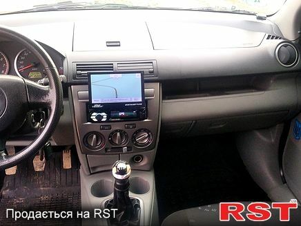 Мазда 2, объемом двигателя 1.2 л и пробегом 200 тыс. км за 2999 $, фото 8 на Automoto.ua