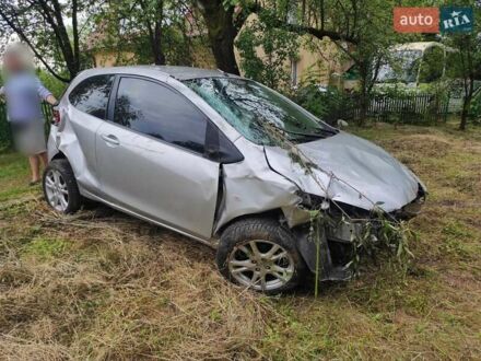 Мазда 2, объемом двигателя 1.4 л и пробегом 213 тыс. км за 1250 $, фото 1 на Automoto.ua