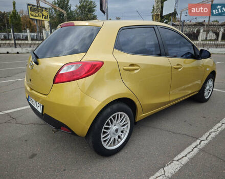 Жовтий Мазда 2, об'ємом двигуна 1.5 л та пробігом 103 тис. км за 6200 $, фото 5 на Automoto.ua