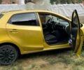 Желтый Мазда 2, объемом двигателя 1.5 л и пробегом 192 тыс. км за 7000 $, фото 7 на Automoto.ua