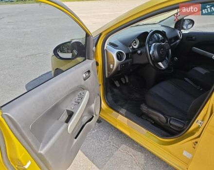 Жовтий Мазда 2, об'ємом двигуна 1.5 л та пробігом 74 тис. км за 5600 $, фото 11 на Automoto.ua