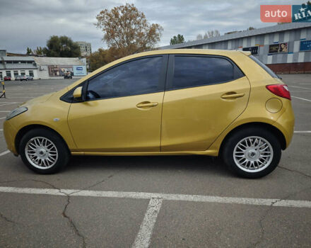 Жовтий Мазда 2, об'ємом двигуна 1.5 л та пробігом 103 тис. км за 6200 $, фото 13 на Automoto.ua