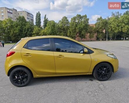 Жовтий Мазда 2, об'ємом двигуна 1.5 л та пробігом 74 тис. км за 5600 $, фото 7 на Automoto.ua