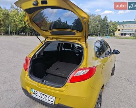 Жовтий Мазда 2, об'ємом двигуна 1.5 л та пробігом 74 тис. км за 5600 $, фото 19 на Automoto.ua