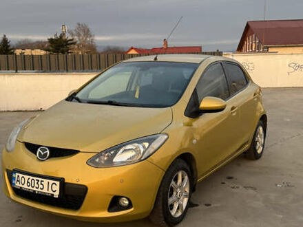 Мазда 2 2008 у Мукачеве на Automoto.ua Жовтий Мазда 2, об'ємом двигуна 1.5 л та пробігом 135 тис. км за 8000 $, фото 1 на Automoto.ua