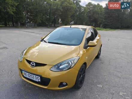 Жовтий Мазда 2, об'ємом двигуна 1.5 л та пробігом 74 тис. км за 5600 $, фото 1 на Automoto.ua