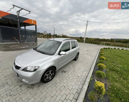 Серый Мазда 2, объемом двигателя 1.4 л и пробегом 321 тыс. км за 3800 $, фото 9 на Automoto.ua