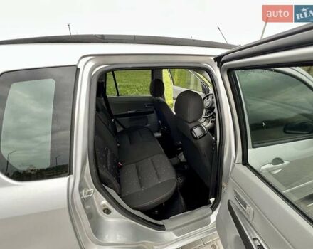 Серый Мазда 2, объемом двигателя 1.4 л и пробегом 322 тыс. км за 3700 $, фото 2 на Automoto.ua