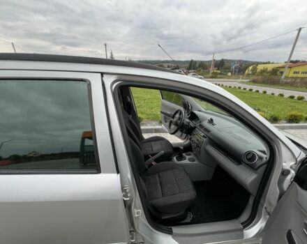 Серый Мазда 2, объемом двигателя 1.4 л и пробегом 322 тыс. км за 3700 $, фото 2 на Automoto.ua