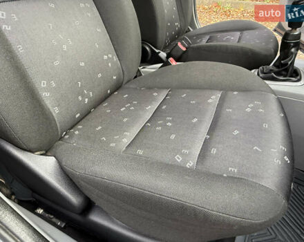 Серый Мазда 2, объемом двигателя 1.4 л и пробегом 247 тыс. км за 3350 $, фото 21 на Automoto.ua