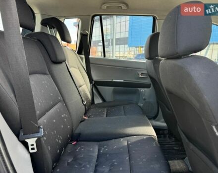 Серый Мазда 2, объемом двигателя 1.4 л и пробегом 254 тыс. км за 3800 $, фото 8 на Automoto.ua