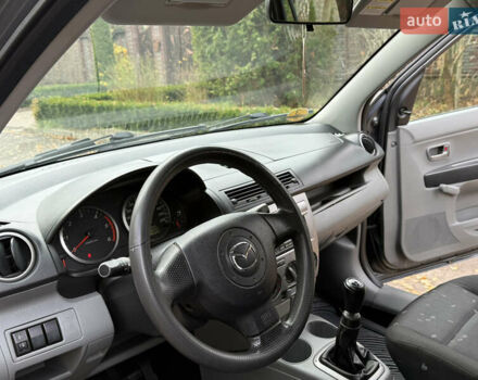 Серый Мазда 2, объемом двигателя 1.4 л и пробегом 247 тыс. км за 3350 $, фото 14 на Automoto.ua
