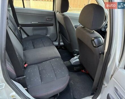Серый Мазда 2, объемом двигателя 1.4 л и пробегом 209 тыс. км за 3200 $, фото 4 на Automoto.ua