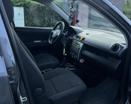 Сірий Мазда 2, об'ємом двигуна 1.39 л та пробігом 259 тис. км за 3750 $, фото 6 на Automoto.ua
