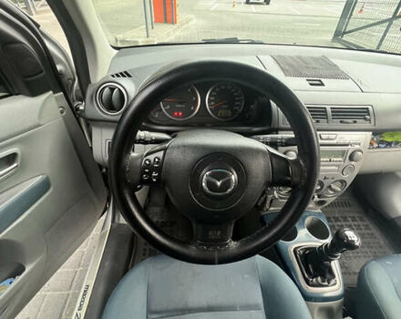 Сірий Мазда 2, об'ємом двигуна 1.4 л та пробігом 340 тис. км за 2600 $, фото 7 на Automoto.ua