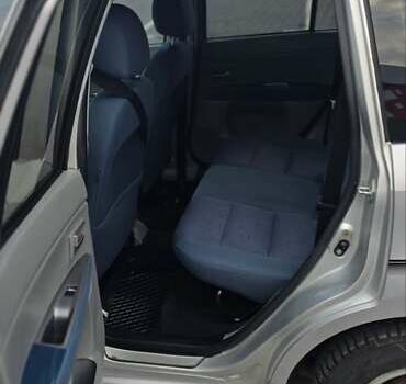 Сірий Мазда 2, об'ємом двигуна 1.4 л та пробігом 226 тис. км за 3950 $, фото 21 на Automoto.ua