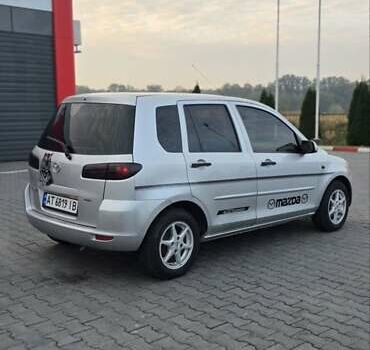 Сірий Мазда 2, об'ємом двигуна 1.4 л та пробігом 226 тис. км за 3950 $, фото 9 на Automoto.ua