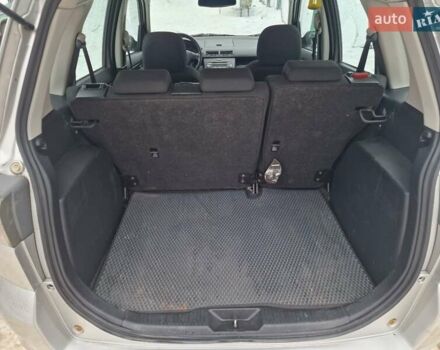 Серый Мазда 2, объемом двигателя 1.4 л и пробегом 166 тыс. км за 4150 $, фото 9 на Automoto.ua