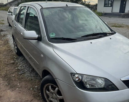 Серый Мазда 2, объемом двигателя 1.4 л и пробегом 204 тыс. км за 4000 $, фото 2 на Automoto.ua