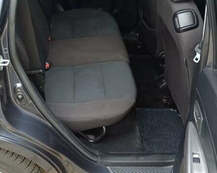 Серый Мазда 2, объемом двигателя 1.4 л и пробегом 190 тыс. км за 4850 $, фото 9 на Automoto.ua