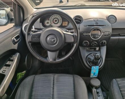 Серый Мазда 2, объемом двигателя 1.3 л и пробегом 168 тыс. км за 4990 $, фото 13 на Automoto.ua