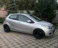 Сірий Мазда 2, об'ємом двигуна 1.35 л та пробігом 168 тис. км за 5300 $, фото 1 на Automoto.ua