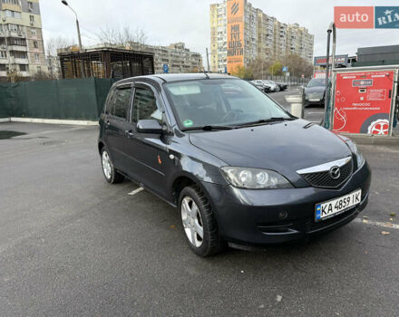 Серый Мазда 2, объемом двигателя 1.39 л и пробегом 177 тыс. км за 4700 $, фото 3 на Automoto.ua